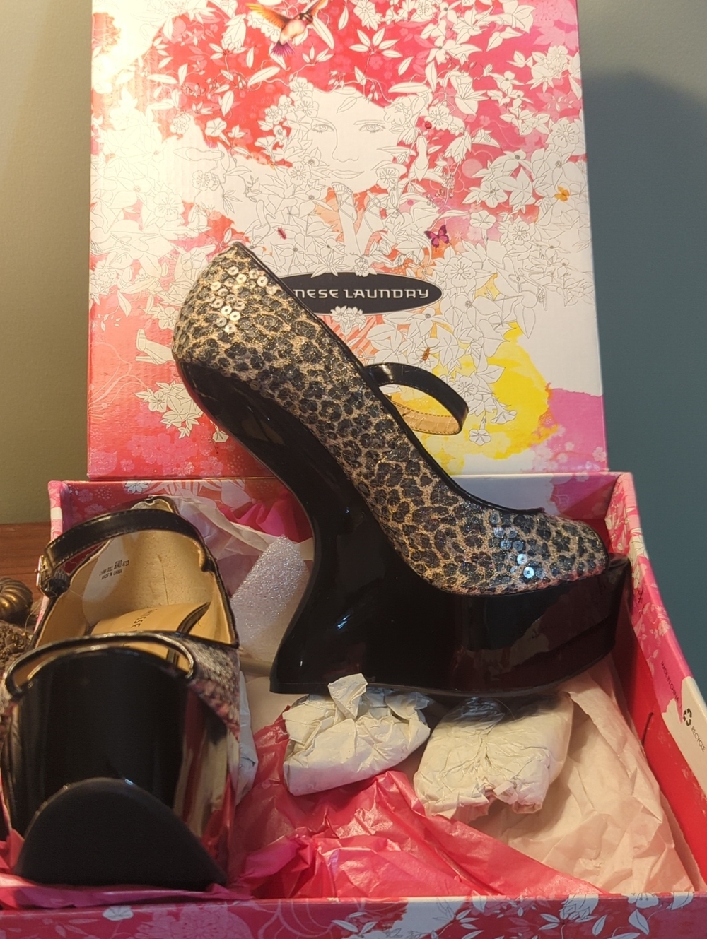 Chinese Laundry Leopard Sequin Mary Jane Platform Pumps in Black and Gold